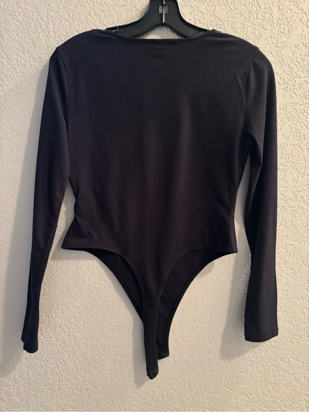 Derek Heart Body Suit size M with 2 snaps and has plastic shoulder hanger straps - Picture 2 of 7
